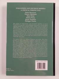 Evaluation and decision models : a critical perspective