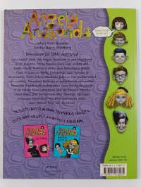 Minä olen... Angela Anakonda