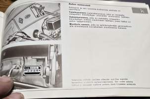 RENAULT 4 Käsikirja.