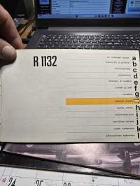 RENAULT 8  R1132 Käsikirja
