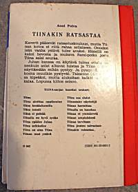 Tiinakin ratsastaa
