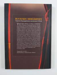 Ruususen herääminen : Tampereen Kaupunginkirjaston nuorisoteatteri 1954-68 (signeerattu, tekijän omiste)