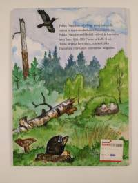 Pekka Punarinta sammuttaa metsäpalon