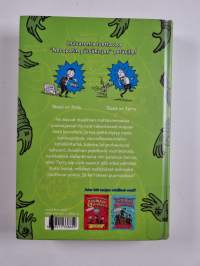 Maailman paras puumaja 39 kerrosta : Kavalat koneet ja kahelit professorit