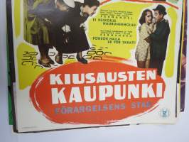 Kiusausten kaupunki (Fernandel) -elokuvajuliste
