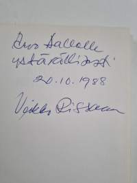 Kitusen kintereillä : tarina karhunkaatajasta (signeerattu, tekijän omiste)