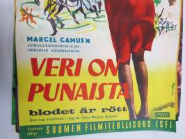 Veri on punaista (Lourdes de Oliveira) -elokuvajuliste