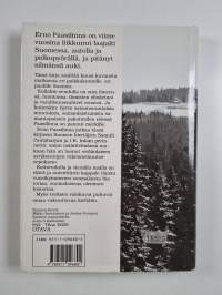 Kotiseudulla ja vierailla mailla : matkakirja