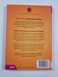 Toimiva kuva kaaoksessa - Toiminnalliset ja visuaaliset kehittämismenetelmät organisaatioiden muutosmyrskyssä