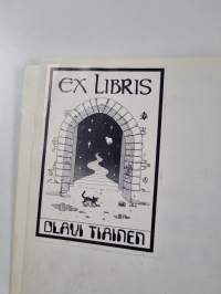 Seitsemän kristallipulloa