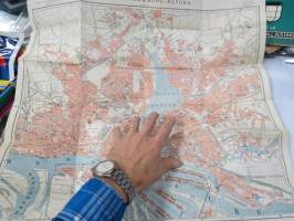 Richter´s Hamburg - Altona und Umgegend. Mit einem grossen Stadtplan und zahlreichen Karten und Plänen. -matkaopas + kartta