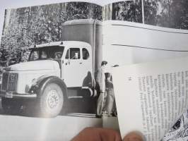 Volvo Viesti 1958 nr 3, Kansikuva kuvannut Matti Pitkänen, Volvo juhli Oulussa, BM puimuri MST 52, Volvo Jyväskylän Suurajoissa, Titaani, Uusi PV 544 -asiakaslehti