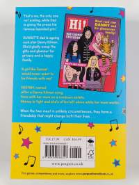 Little darlings : two very different girls - one extraordinary friendship!