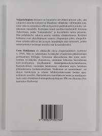 Veijariyliopiston kourissa ja politiikan myrskyissä