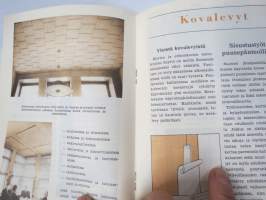 Kuitulevyopas 1951 - Tee se itse kuitulevystä tai huokoisesta kovalevystä, perusteellinen opas rakentajille - valmistajatehtaitten yhteisen yhdistyksen julkaisu