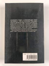 Paha saapuu portin taa