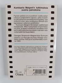 Sumujen satama : komisario Maigret&#039;n tutkimuksia