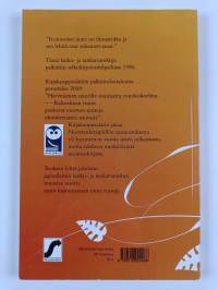 Taivas punastuu : runoja luonnosta ja nuoresta rakkaudesta (signeerattu)