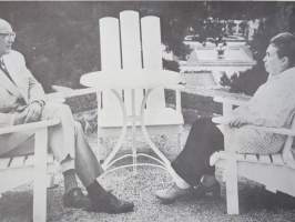 Anna -aikakauslehden lööppi &quot;UKK:n lomajutut Kultarannassa&quot;