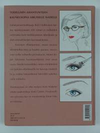 Aikuinen nainen meikkaa