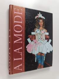 À la mode : muodin ja pukeutumisen sanakirja