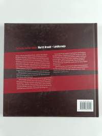 Tarinoita kuvien takaa : Martti Brandt, lehtikuvaaja