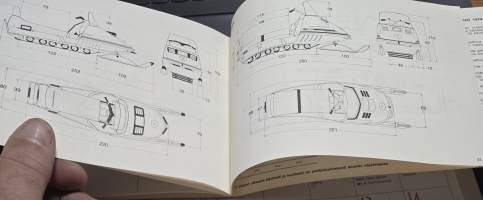 SKI-DOO  1974 OMISTAJAN KÄSIKIRJA.