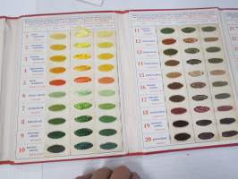 Kas-Kas kotiväri-Hemfärg - Värikartta / Färgkarta, värit sommitellut tekstiilitaiteilija Elsa Kallio