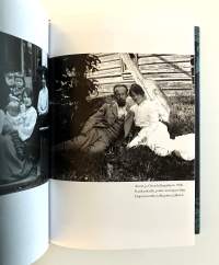 Satukuningatar Anni Swan