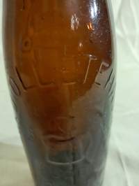 Vanha olutpullo - Saku õlu.  ( keräily, panimohistoria,  oluthistoria, 1900-luvun alkupuoli ? )