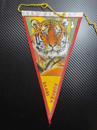Korkeasaari -matkailuviiri, iso koko / souvenier pennant