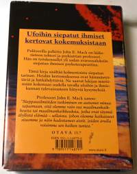 Ufosieppaukset : ihmiset ja avaruusolennot kohtaavat