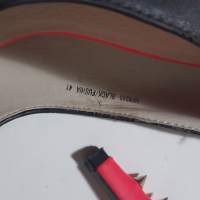 Korkokengät ( koosta ei tietoa ) vaikka koristeeksi takan reunalle