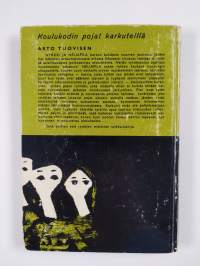 Nyrkki ja neliapila : kertomus 12-16 vuotiaille
