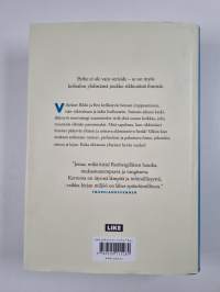 Iskuja joka suunnasta