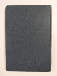 Kun hän täällä vaelsi : yhdeksän mielikuvitelmaa