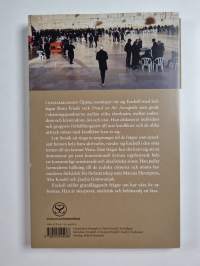 Öppna meningar : essäer