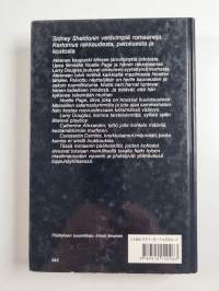 Sydänyön tuolla puolen