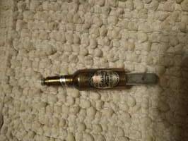 Metallinen carlsberg beer, pullon mallinen  pullonavaajaKorkeus n. 7cm