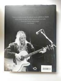 Joni Mitchell Omin sanoin - Lauluntekijän elämä