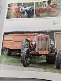 Eilispäivän traktoreita