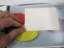 Arabia Wärtsilä -tuoteluettelo mm. emaliset kahvipannut, astiat, käyttö- ja taidelasiesineet suunnittelija, -malli- ja mittatietoineen, 1970-luvun alku