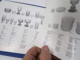 Arabia Wärtsilä -tuoteluettelo mm. emaliset kahvipannut, astiat, käyttö- ja taidelasiesineet suunnittelija, -malli- ja mittatietoineen, 1970-luvun alku