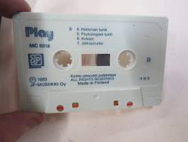 Peräntaustan Jorman Esileikkikoulu - Veli Toukomies, Play MC 6018 - JP Musiikki Oy -C-kasetti