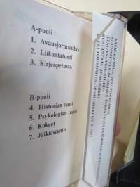 Peräntaustan Jorman Esileikkikoulu - Veli Toukomies, Play MC 6018 - JP Musiikki Oy -C-kasetti