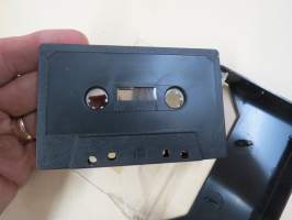 Niilo Yli-Vainio, 28.5. 1977? -C-kasetti