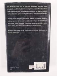 Hullujen hautausmaa : toisenlainen kertomus kahdesta kaupungista