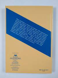 Haaveesta vai pakosta : näkökulmia teatteriohjaajan työhön