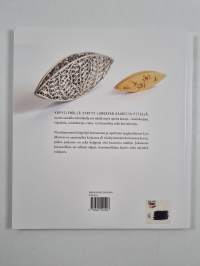 Koruja käpyilemällä