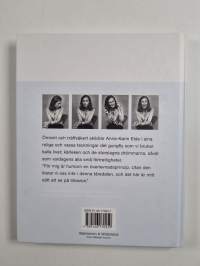 Om ingen nyper mig i rumpan snart så går jag hem